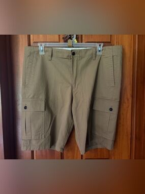 Big & Tall Docker Mens Size 40 Cargo Beige Cotton Shorts